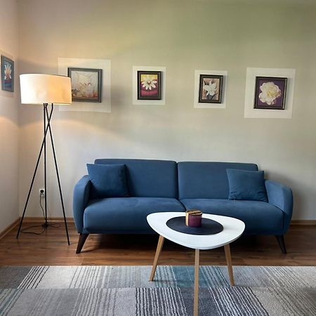 מוסטר Old Bridge Apartment מראה חיצוני תמונה