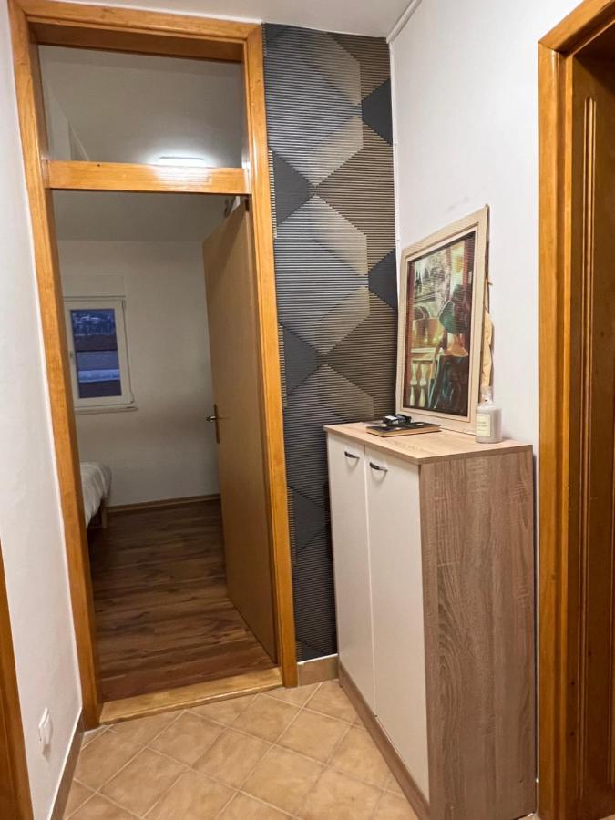 מוסטר Old Bridge Apartment מראה חיצוני תמונה